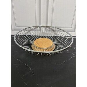 Silver Metal Round Wire Fruit Basket Bowl 9.75”Diameter ,1.25” Height
